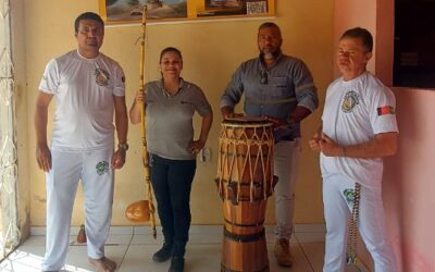 Grupo Santin doa uniformes para projeto de capoeira em Picuí-PB